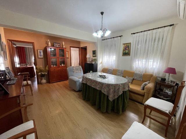 Piso en venta en Camas, Andalucía