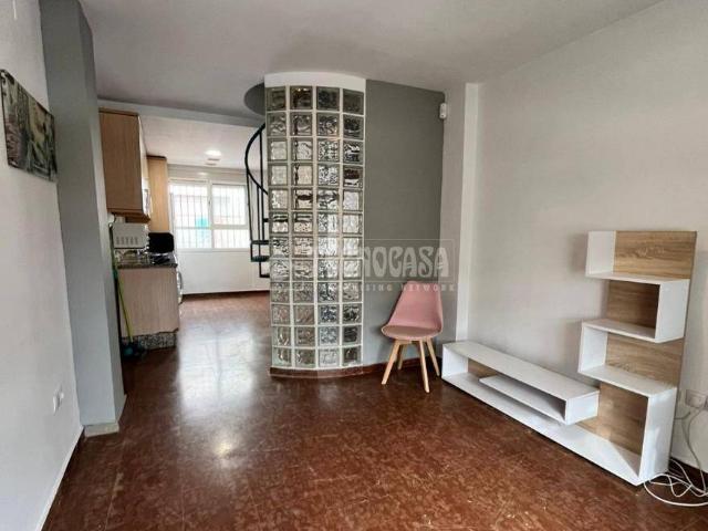 Piso en venta en Camas, Andalucía