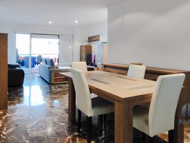 Piso en venta en Centro - Sagrario, Granada