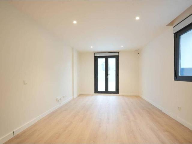Piso en venta en Campo Real, Madrid