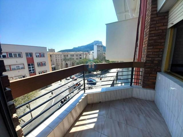 Piso en venta en Casco Antiguo - Santa Cruz - Ayuntamiento, l'Alacantí
