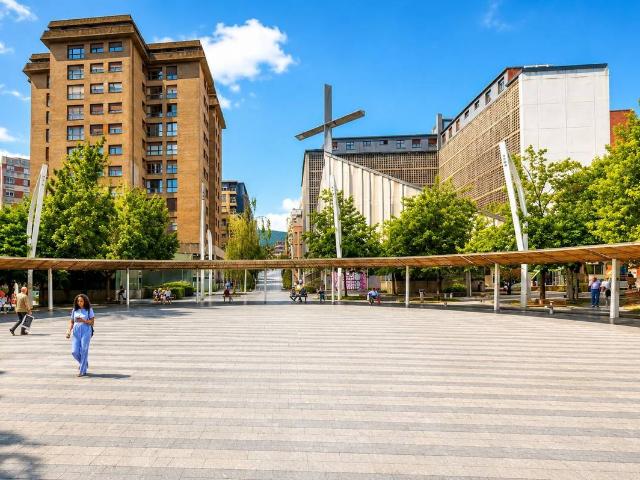 Piso en venta en Ibaiondo, Bilbao