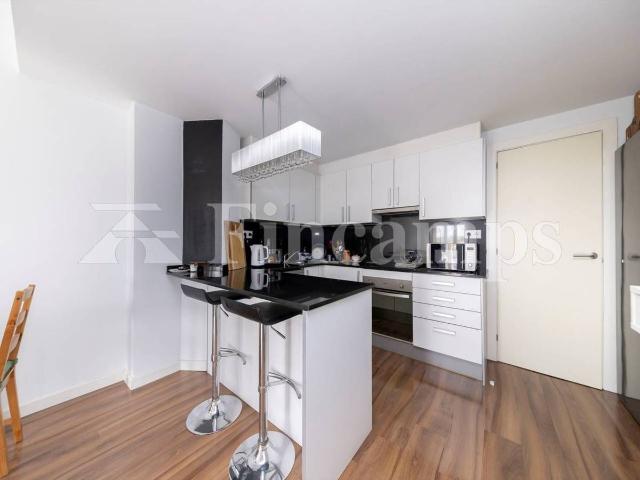 Piso en venta en Sabadell, Centre