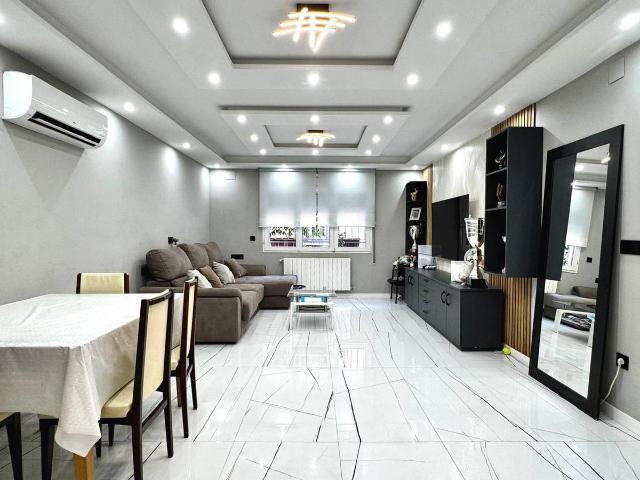 Piso en venta en Barri Vell, Gironès