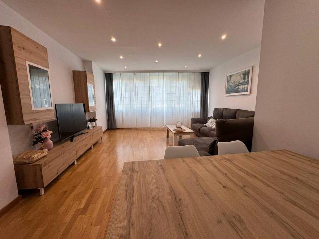 Piso en venta en Ripollet, Maragall