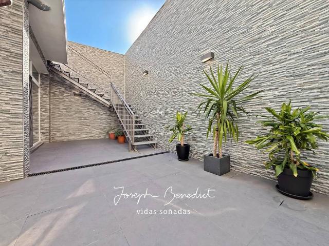 Piso en venta en Àngela Roca, Gavà