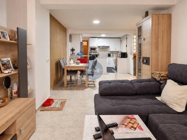 Piso en venta en Canals, València / Valencia