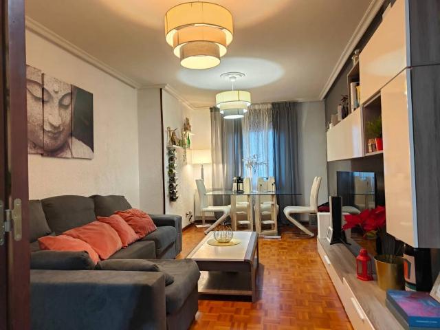 Piso en venta en Cangas De Onís