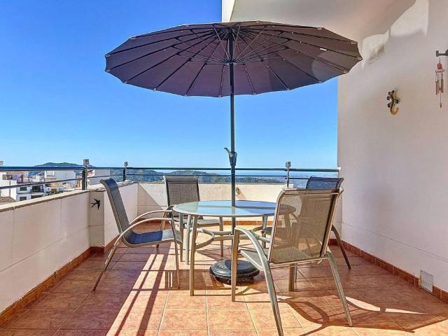 Piso en venta en Canillas De Aceituno