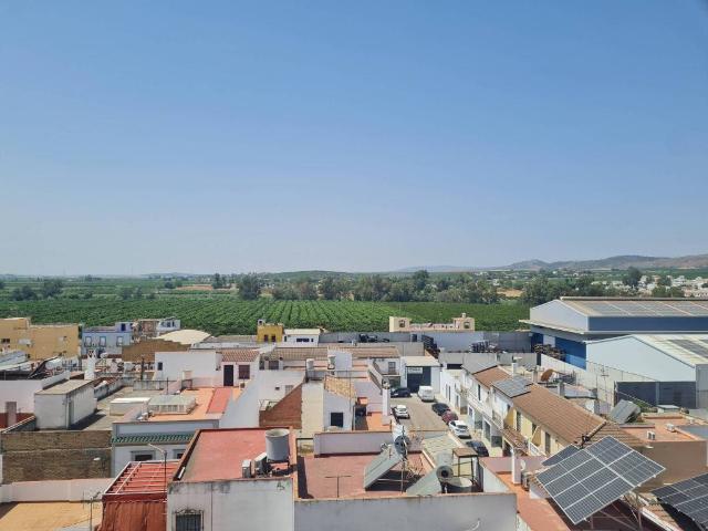 Piso en venta en Cantillana, Andalucía