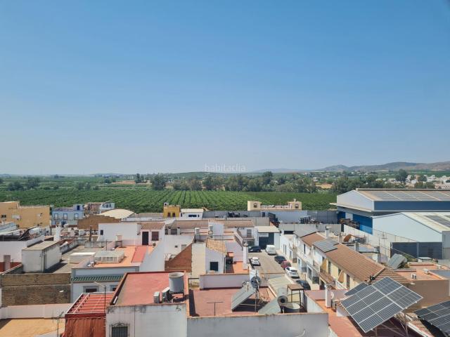 Piso en venta en Cantillana, Andalucía