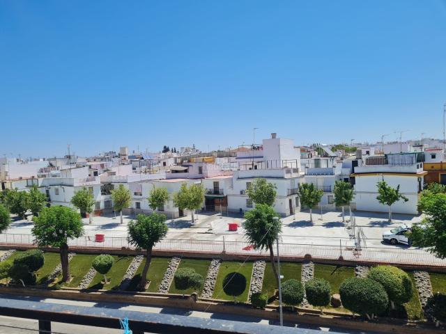 Piso en venta en Cantillana, Andalucía