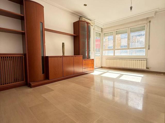 Piso en venta en Segrià, Catalunya