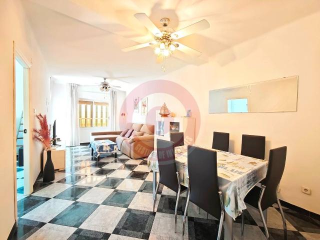 Piso en venta en Capuchinos, La Axarquía