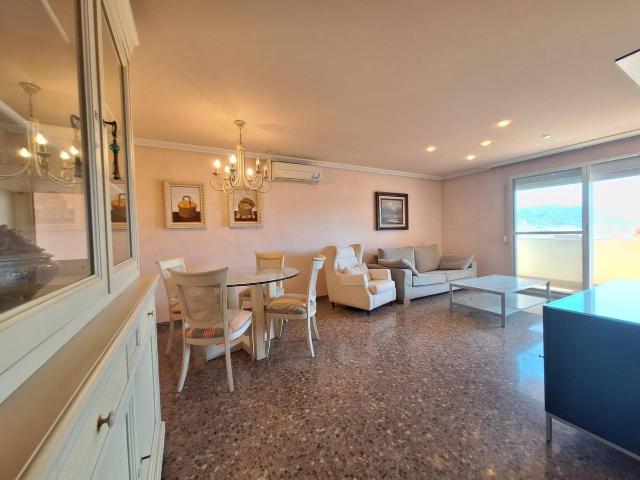 Piso en venta en la Vila, Alzira