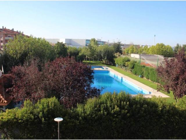 Piso en venta en Carbajosa De La Sagrada, Castilla y León