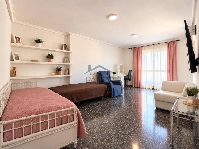 Piso en venta en Carcaixent, València / Valencia