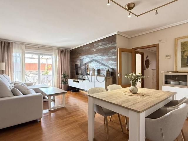 Piso en venta en Carcaixent, València / Valencia