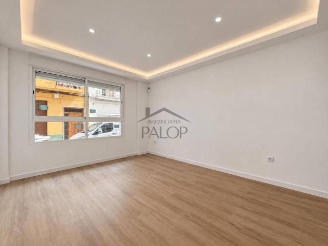 Piso en venta en Carcaixent, València / Valencia