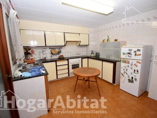 Piso en venta en la Ribera Alta, Valencia