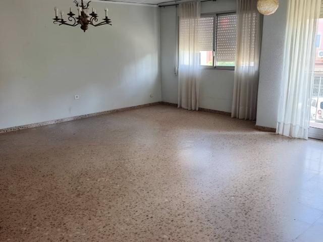 Piso en venta en la Ribera Alta, Valencia