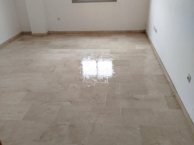 Piso en venta en La Carlota, Andalucía