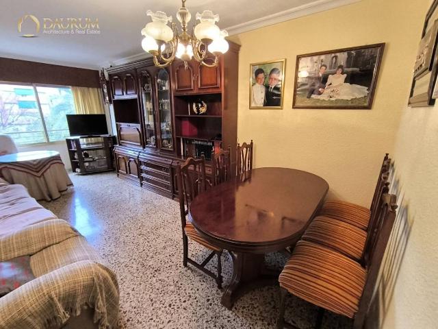 Piso en venta en Casco Antiguo - Santa Cruz - Ayuntamiento, l'Alacantí
