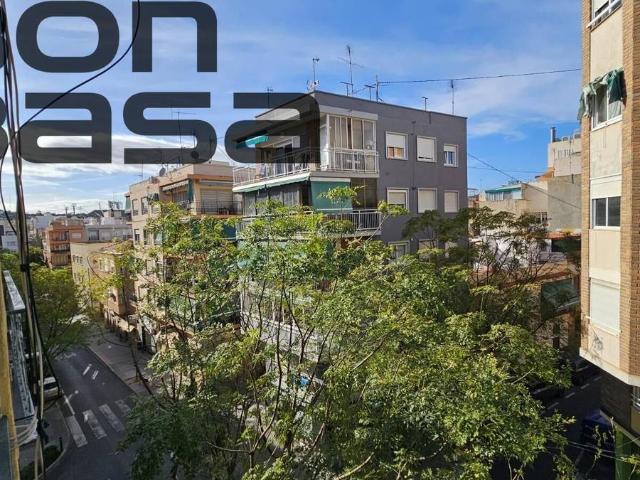 Piso en venta en Casco Antiguo - Santa Cruz - Ayuntamiento, l'Alacantí