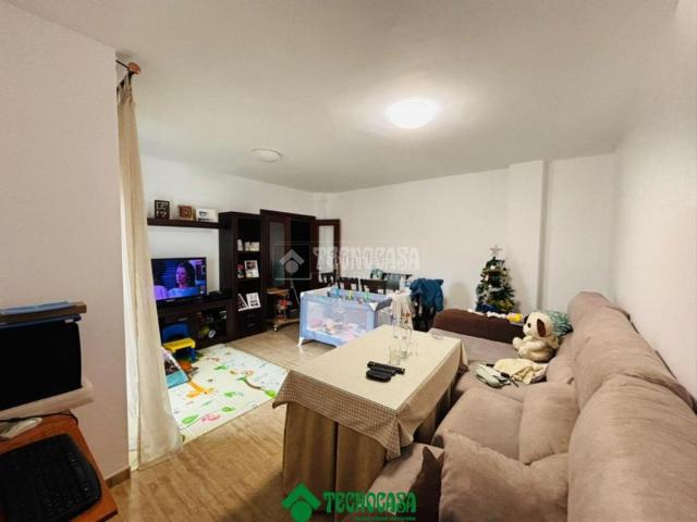 Piso en venta en El Carpio, Andalucía