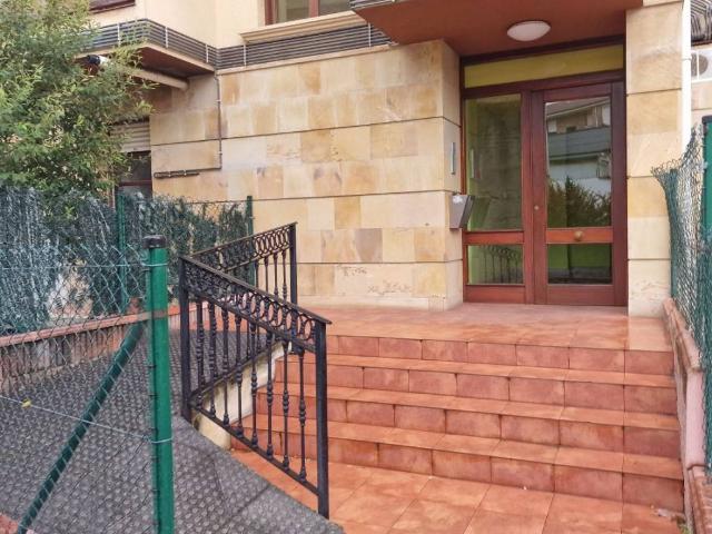 Piso en venta en Cartes, Cantabria
