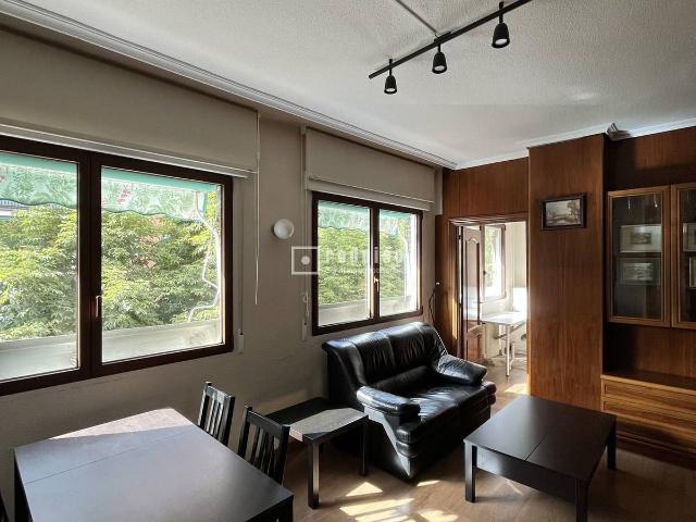 Piso en venta en Madrid, Cortes