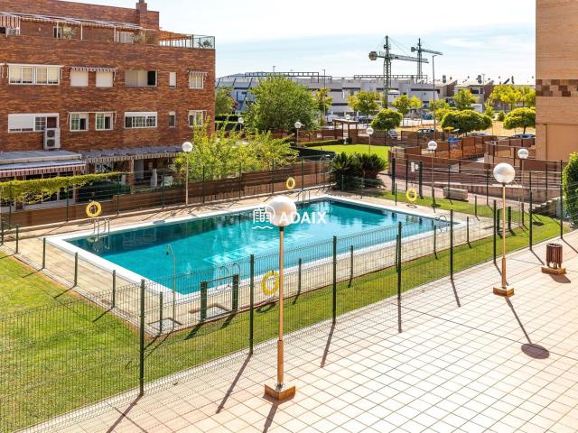 Piso en venta en Casa Plata, Cáceres