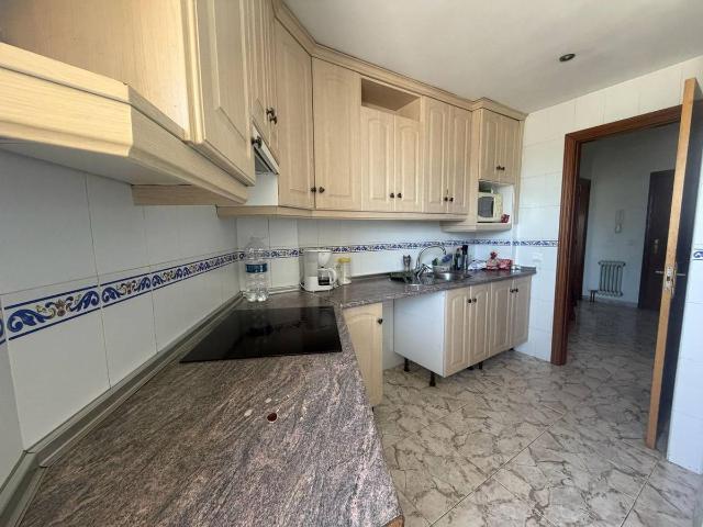Piso en venta en Casar De Cáceres, Extremadura