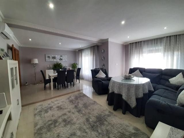 Piso en venta en Casar De Cáceres, Extremadura