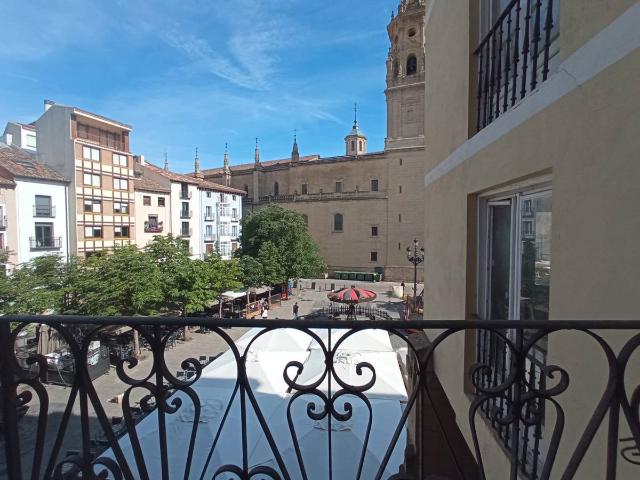 Piso en venta en Las Gaunas, Logroño