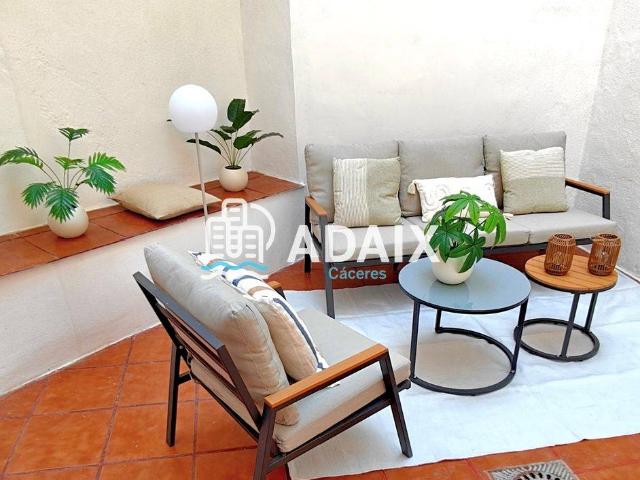 Piso en venta en Santiago, Cáceres