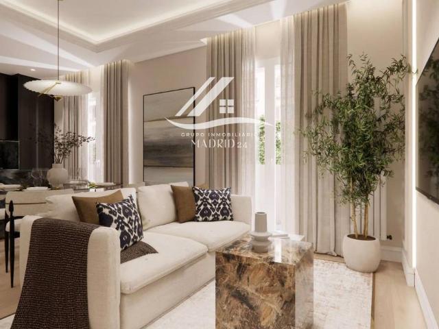 Piso en venta en Madrid, Cortes