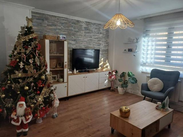 Piso en venta en Castellanos De Moriscos, Salamanca