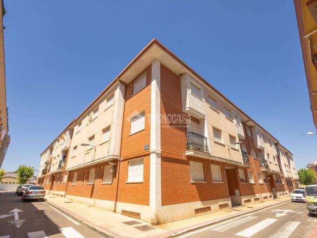 Piso en venta en Castellanos De Moriscos, Castilla y León