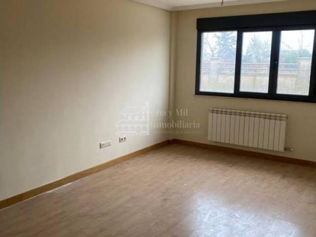 Piso en venta en Castellanos De Moriscos, Castilla y León
