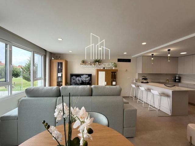 Piso en venta en Castellanos De Moriscos, Urbanización la Almunia