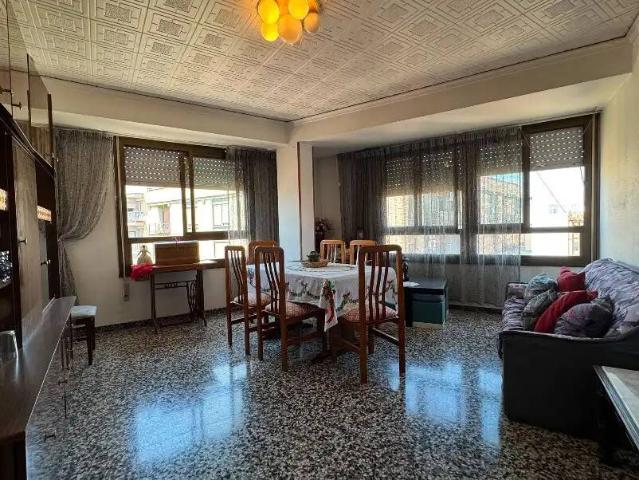 Piso en venta en la Plana Alta, Valencia