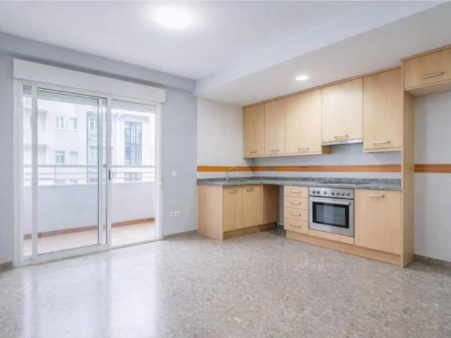 Piso en venta en la Plana Alta, Valencia