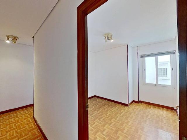 Piso en venta en Correos, Santander