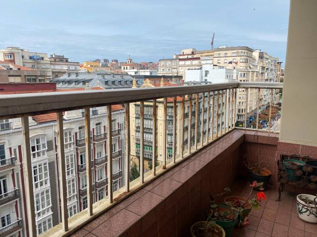 Piso en venta en Correos, Santander