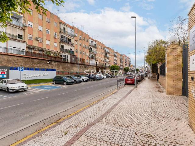 Piso en venta en Castilleja De La Cuesta, Andalucía
