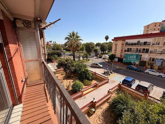 Piso en venta en Castilleja De La Cuesta, Andalucía