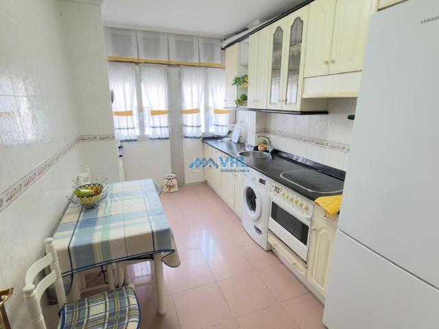 Piso en venta en Casco Histórico, Castro-urdiales