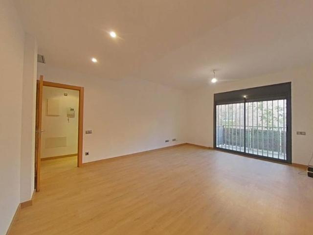 Piso en venta en Cerdanyola Del Vallès, Sant Martí