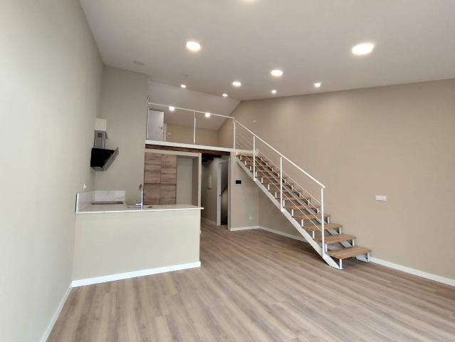 Piso en venta en Sant Martí, Cerdanyola Del Vallès